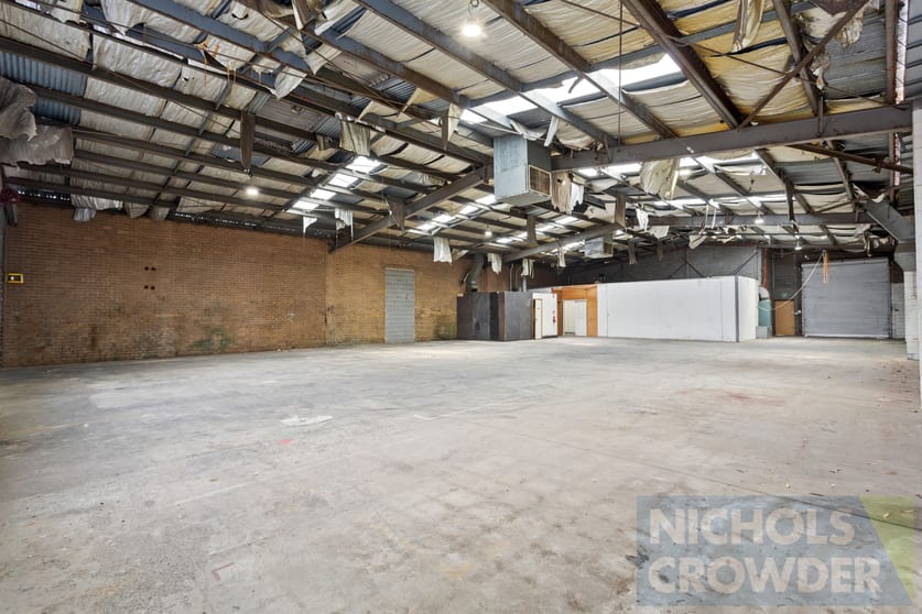 Click to view all images 14 Citrus Street Braeside VIC 3195 - Image 3