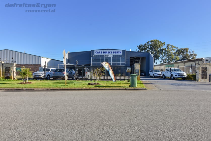 Click to view all images 27 Ballantyne Road Kewdale WA 6105 - Image 1