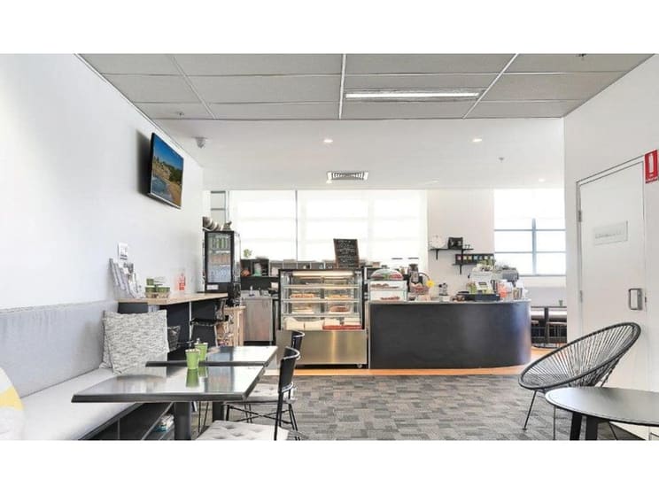 Click to view all images Cafe6, 75 Crown Street Woolloomooloo NSW 2011 - Image 1