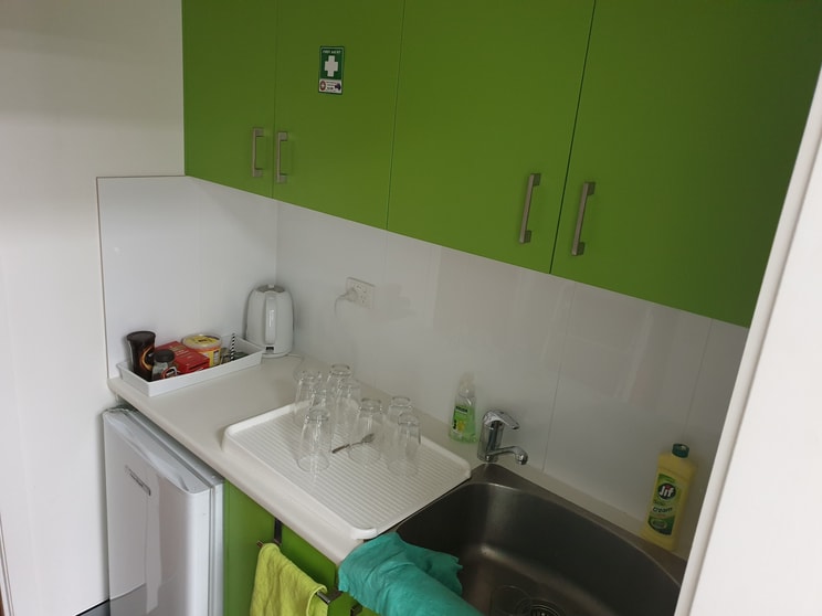 Click to view all images 3/680 Sandgate Road Clayfield QLD 4011 - Image 3