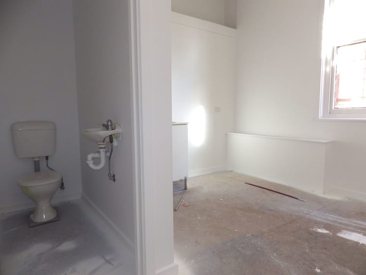 Click to view all images 196 Bellair Street Kensington VIC 3031 - Image 3
