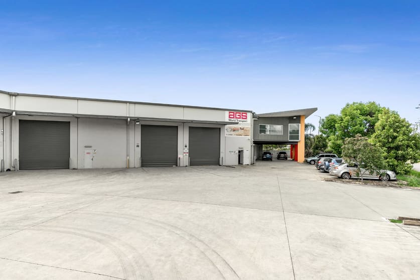 Click to view all images 3/218 Fison Avenue West Eagle Farm QLD 4009 - Image 2