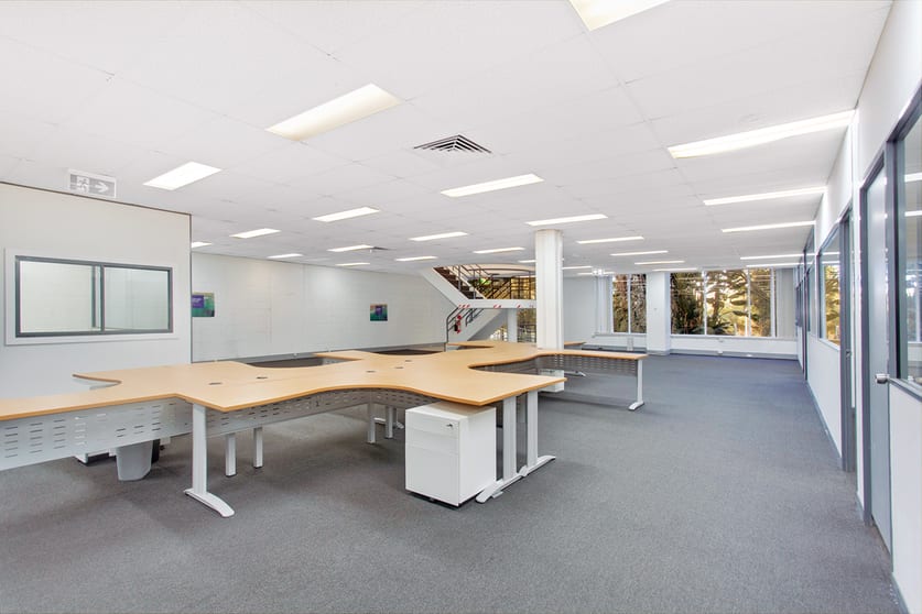Click to view all images 9/5 Vuko Place Warriewood NSW 2102 - Image 2