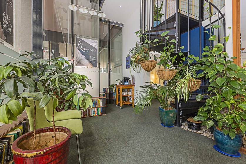 Click to view all images 6/16 Moore Street Canberra ACT 2601 - Image 2
