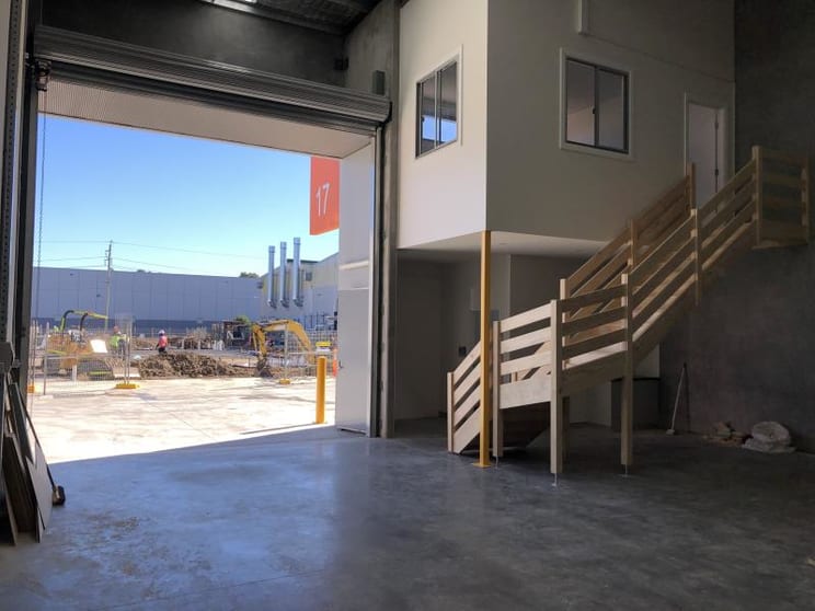 Click to view all images Unit 17/191 McCredie Rd Smithfield NSW 2164 - Image 2