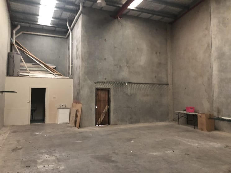 Click to view all images Unit 6/4 Essex Street Minto NSW 2566 - Image 3