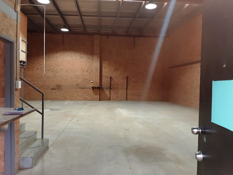 Click to view all images Unit 2/7 Devon Road Ingleburn NSW 2565 - Image 3