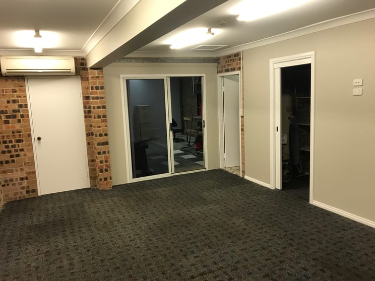 Click to view all images 1/4 Mineral Road Oak Flats NSW 2529 - Image 3