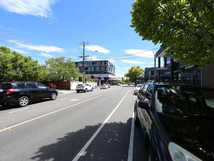 Click to view all images 425 Bay Street Brighton VIC 3186 - Image 1