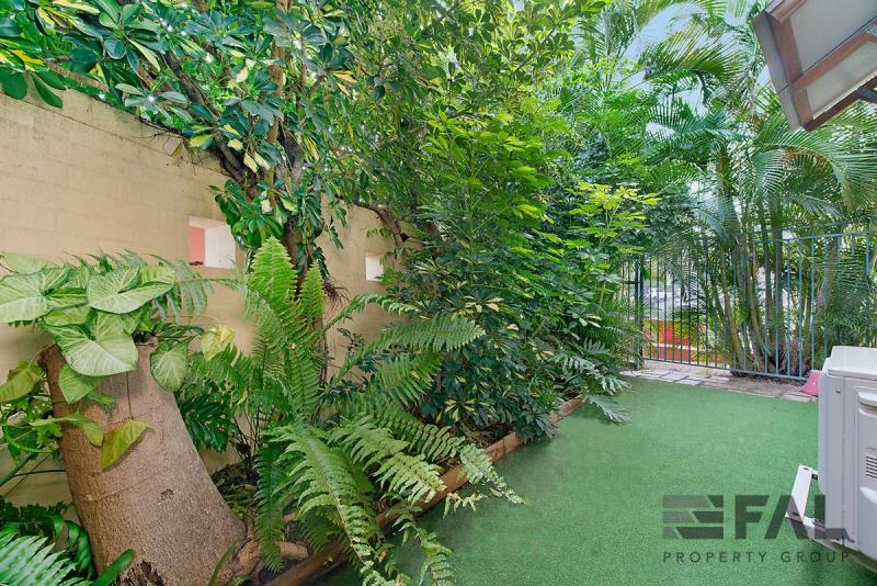 Click to view all images Suite 1/21 Station Road Indooroopilly QLD 4068 - Image 2