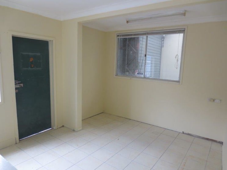 Click to view all images 3/25 Smith Street Capalaba QLD 4157 - Image 2