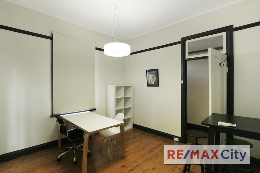 Click to view all images 62 Waterworks Road Red Hill QLD 4059 - Image 2