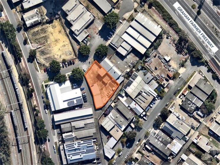 Click to view all images 2-4 Vivian Street Burswood WA 6100 - Image 1