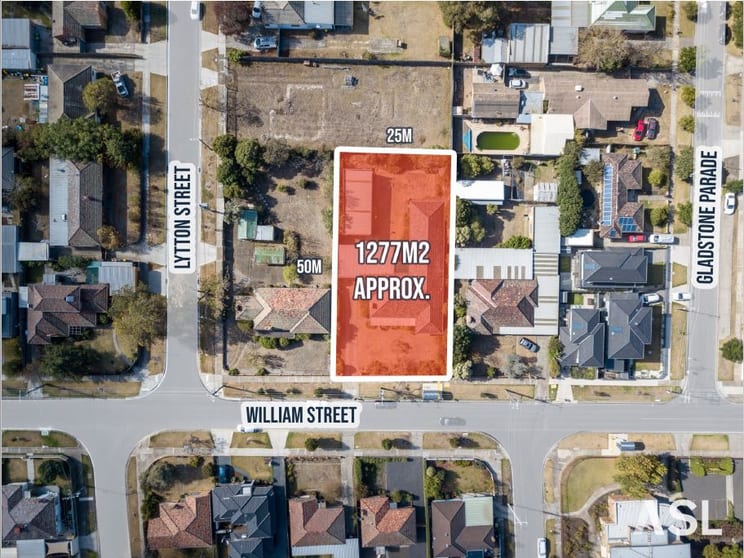 Click to view all images 42 William Street Glenroy VIC 3046 - Image 2