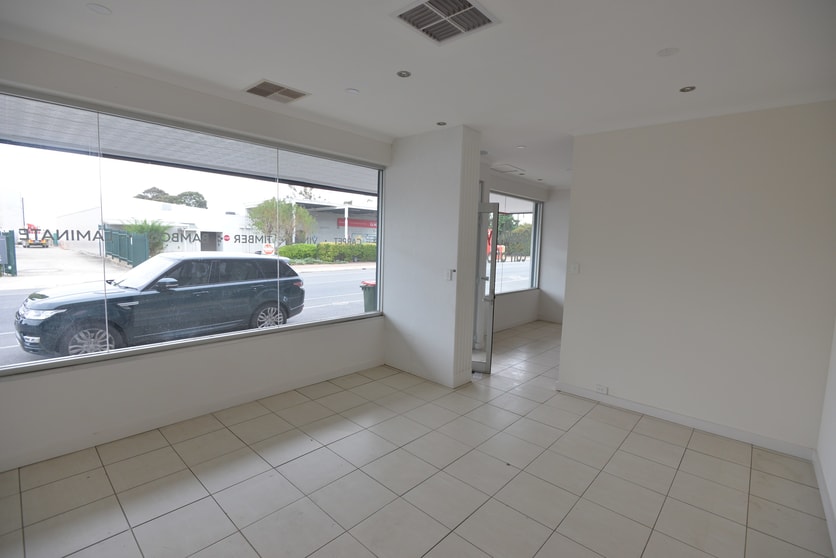 Click to view all images 54 Galway Avenue North Plympton SA 5037 - Image 2