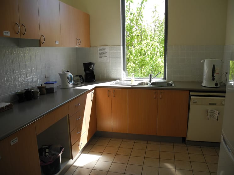 Click to view all images Suite 6/118-124 Leura Mall Katoomba NSW 2780 - Image 3