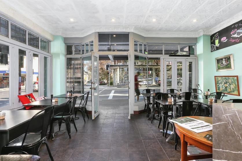 Click to view all images 428 Crown Street Surry Hills NSW 2010 - Image 3