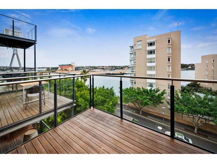 Click to view all images 309/56 Bowman Street Pyrmont NSW 2009 - Image 3