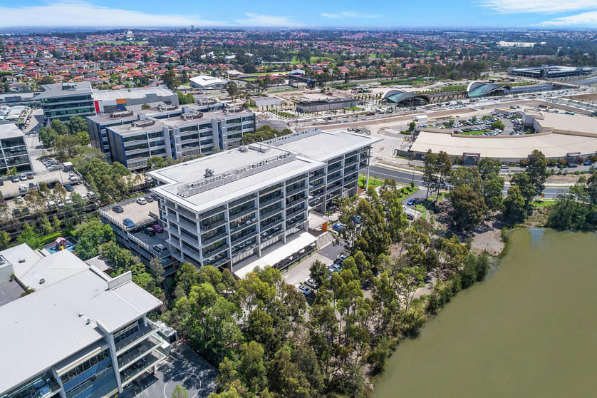 Click to view all images D / 4.09/5 Celebration Drive Bella Vista NSW 2153 - Image 2