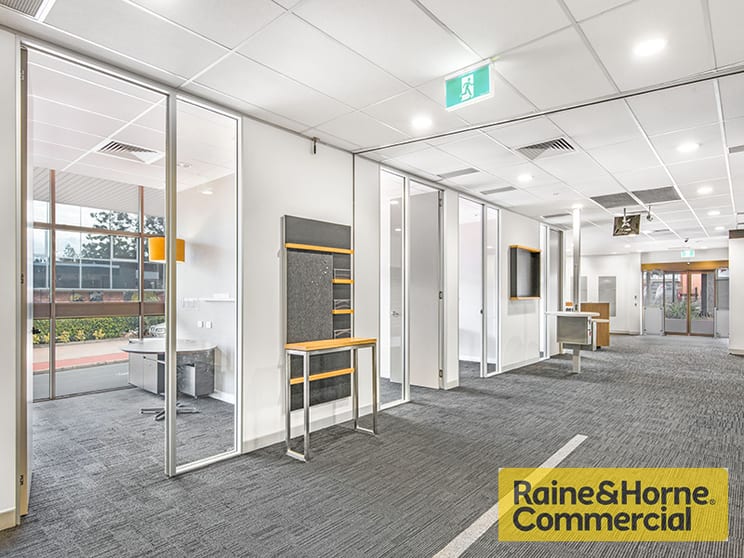 Click to view all images 441 Gympie Road Strathpine QLD 4500 - Image 2