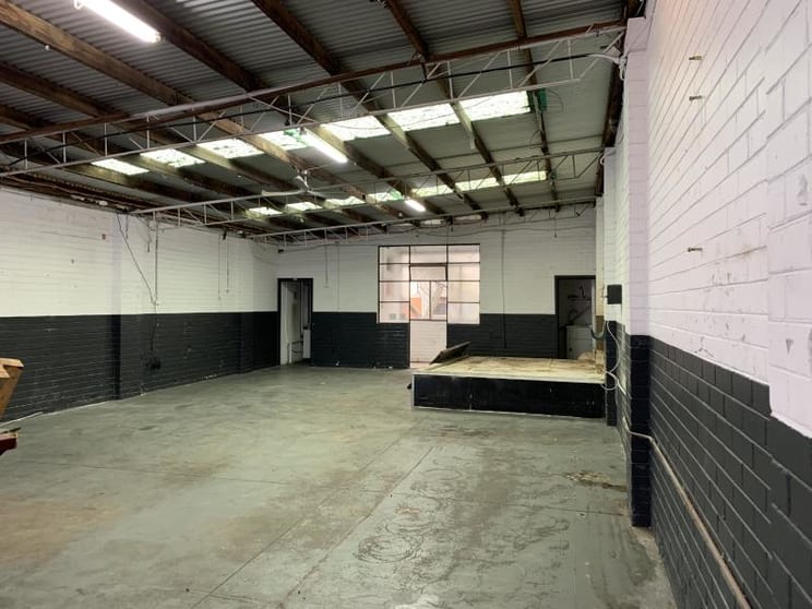 Click to view all images 23 Alfred Street South Melbourne VIC 3205 - Image 2