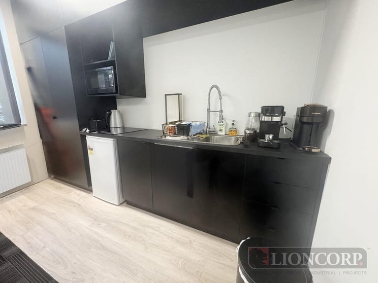 Click to view all images Sunnybank Hills QLD 4109 - Image 3