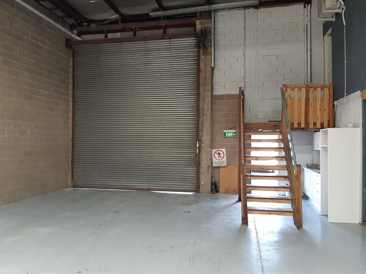 Click to view all images Unit 4/25-31 Airds Road Minto NSW 2566 - Image 2