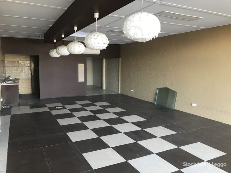 Click to view all images 98 St Georges Road Shepparton VIC 3630 - Image 2