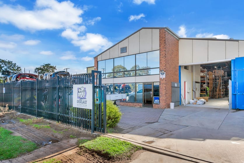 10-12 Ninth Street Wingfield SA 5013 - Image 1