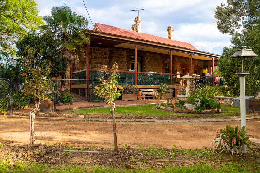 Click to view all images UNDER OFFER/Yalta 15 Old Trafford Crescent Kellyville NSW 2155 - Image 3