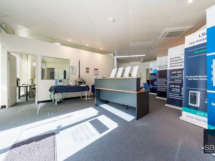 Click to view all images Suite 2, 13-17 Sorbonne Crescent Canning Vale WA 6155 - Image 3