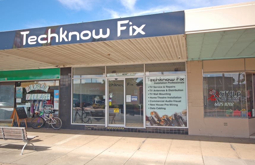 Click to view all images 1074 Mate Street Lavington NSW 2641 - Image 2