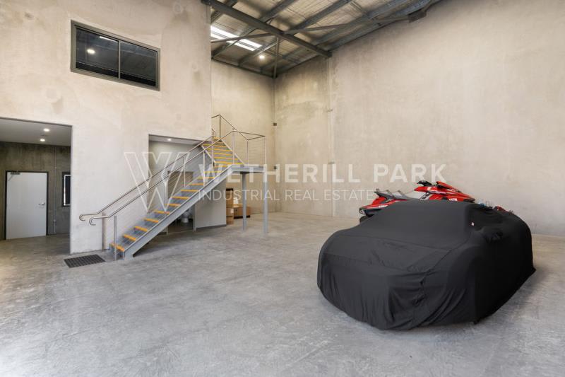 Click to view all images Smithfield NSW 2164 - Image 2