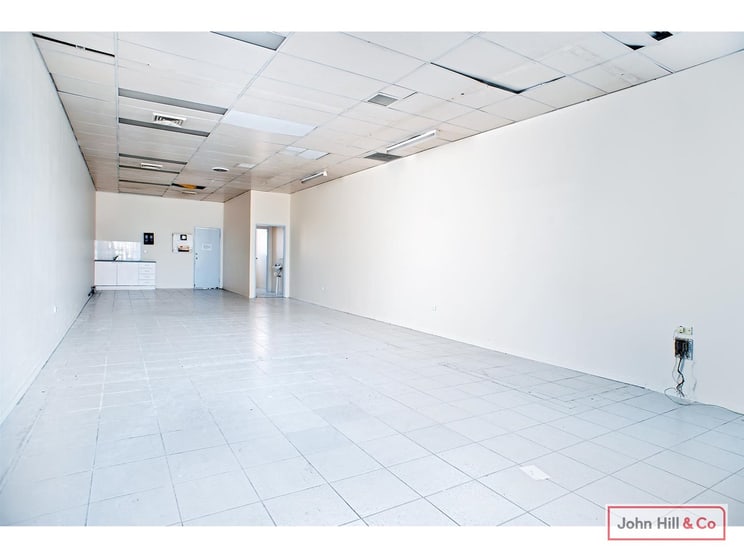 Click to view all images 5/90 Waldron Road Chester Hill NSW 2162 - Image 1