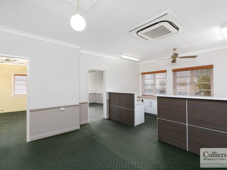 Click to view all images 14A Aplin Street Cairns City QLD 4870 - Image 3