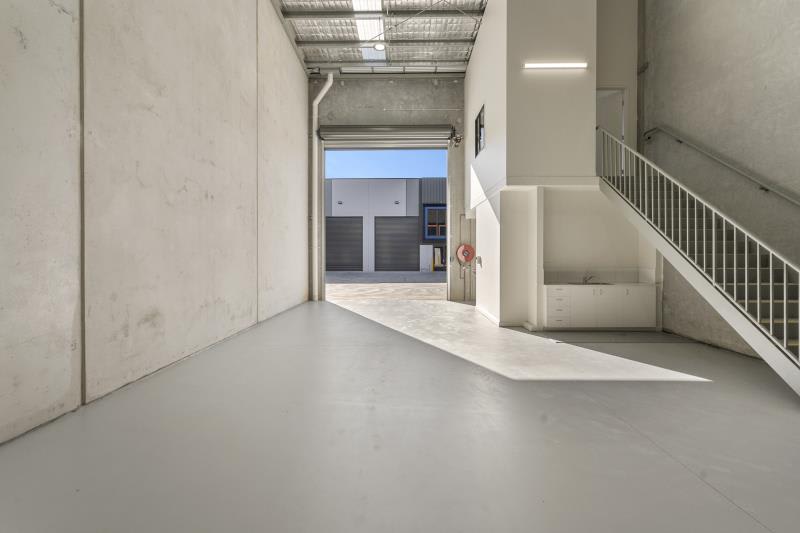 Click to view all images Warwick Farm NSW 2170 - Image 2