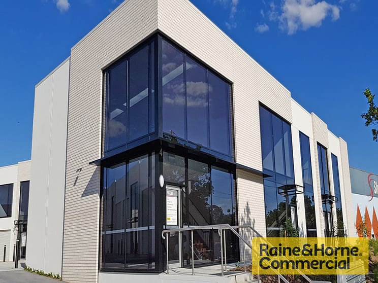 Click to view all images 4/37 McDonald Road Windsor QLD 4030 - Image 1