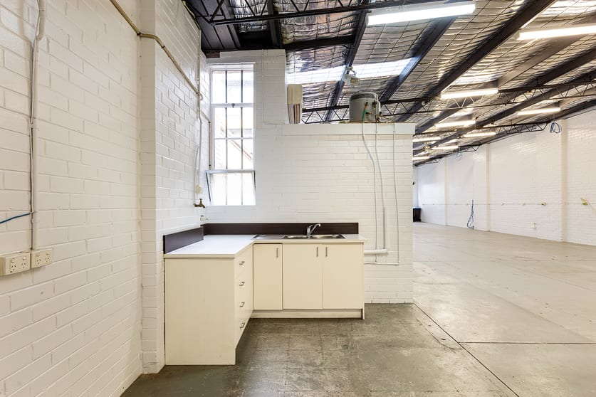 Click to view all images 24 Ellis Street South Yarra VIC 3141 - Image 3
