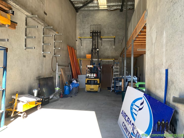 Click to view all images 10/23-25 Skyreach Street Caboolture QLD 4510 - Image 2