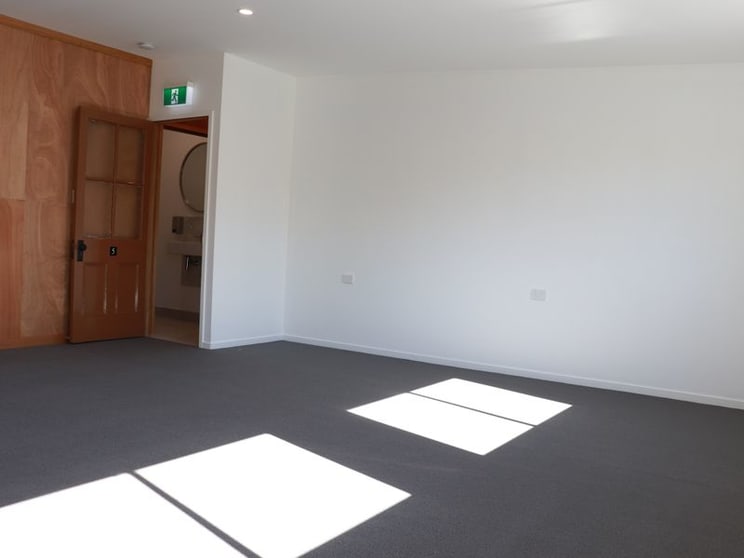 Click to view all images Suite 6/49 Raff Street Toowoomba City QLD 4350 - Image 3