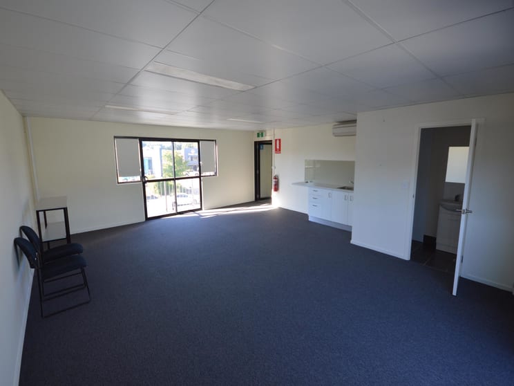 Click to view all images 4/25 Township Drive Burleigh Heads QLD 4220 - Image 1
