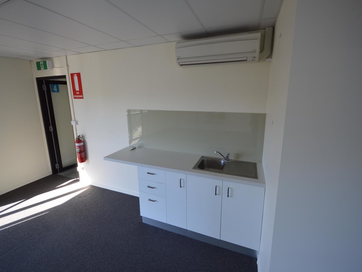 Click to view all images 4/25 Township Drive Burleigh Heads QLD 4220 - Image 3