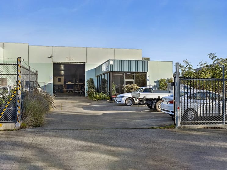 Click to view all images 11/981 Mountain Highway Boronia VIC 3155 - Image 1