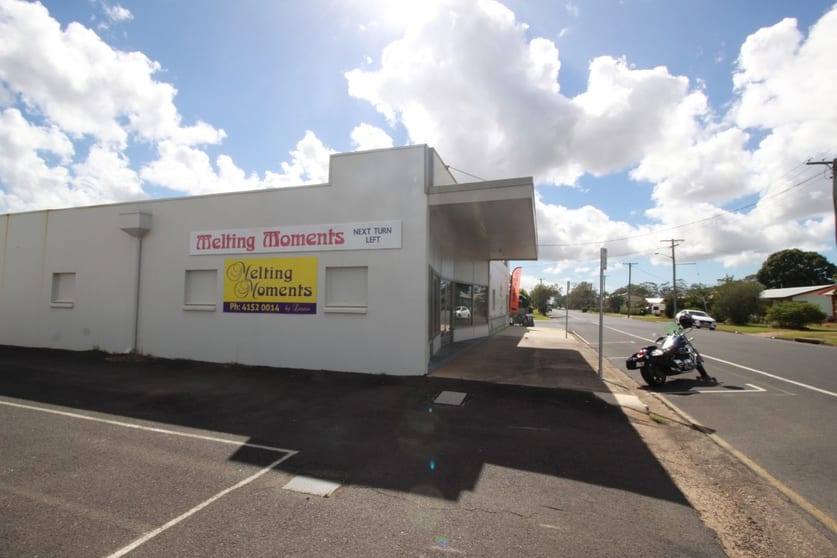 Click to view all images 6/8 Birks Street Avenell Heights QLD 4670 - Image 2