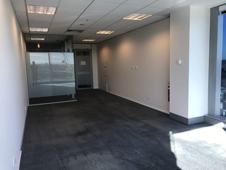 Click to view all images 1403/401 Docklands Drive Docklands VIC 3008 - Image 2