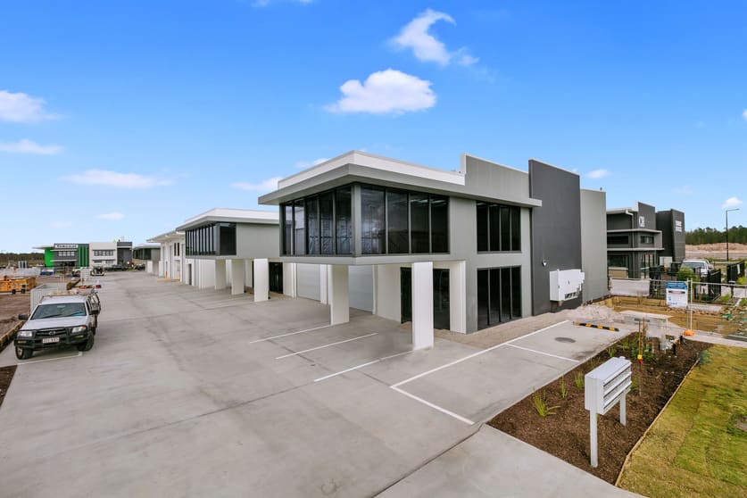 Click to view all images 4/18 Hancock Way 'Aspect' Bells Creek QLD 4551 - Image 1