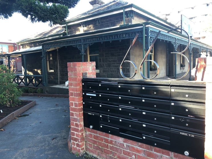 Click to view all images 2/663 Victoria Street Abbotsford VIC 3067 - Image 2