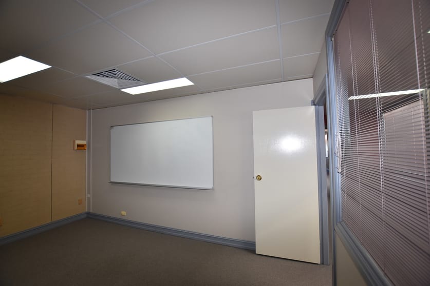 Click to view all images 9/407-409 Bong Bong Street Bowral NSW 2576 - Image 3
