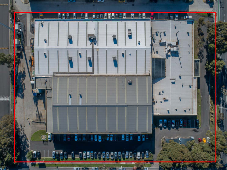 87 Chifley Drive Preston VIC 3072 - Image 2