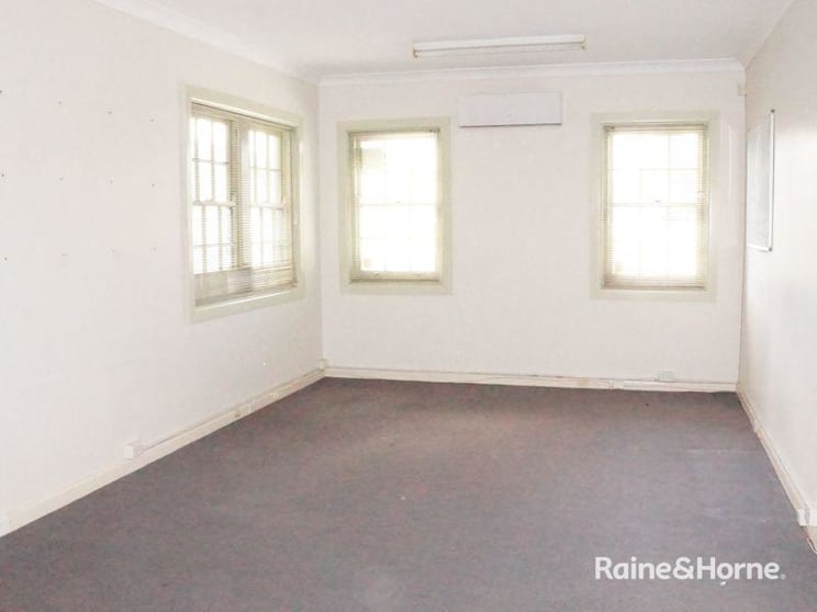 Click to view all images 3/280-282 Bong Bong Street Bowral NSW 2576 - Image 2